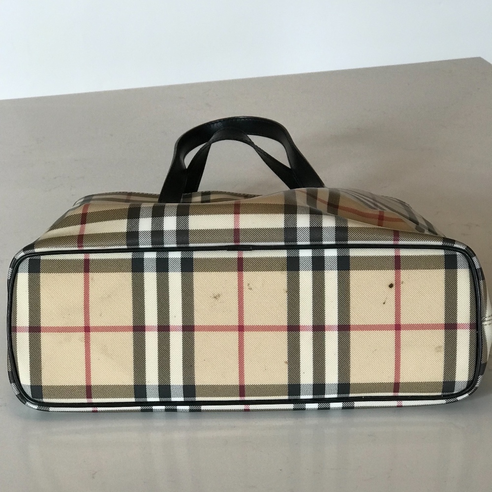 Burberry Nova Check Tote - Picture 3 of 5